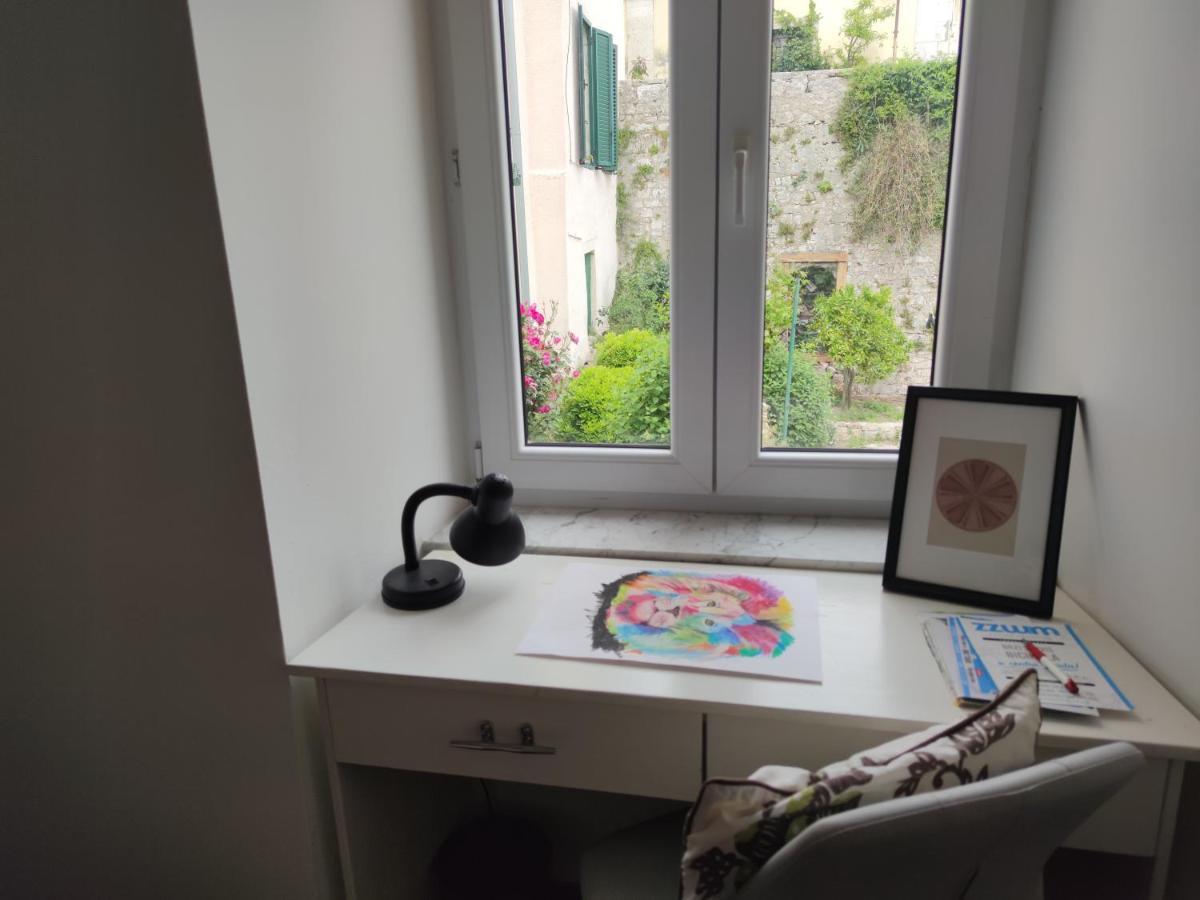 #sunny Little In Center Apartament *